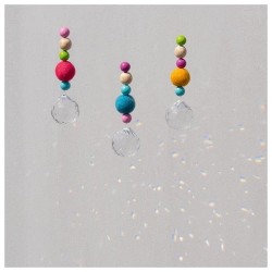 Prisme attrape soleil  en bois , feutre de laine  et verre