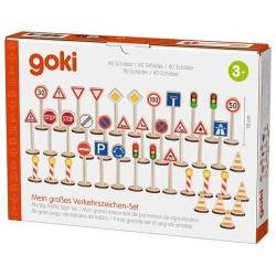 Grand ensemble de panneaux de signalisation en bois - 40 panneaux - 80 élèments